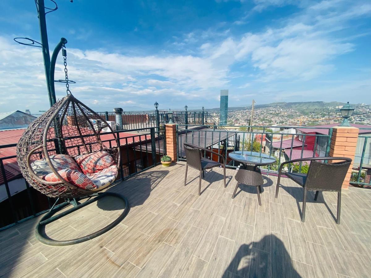 9 Borbalo Street Apartment With Terrace Tbilisi Buitenkant foto