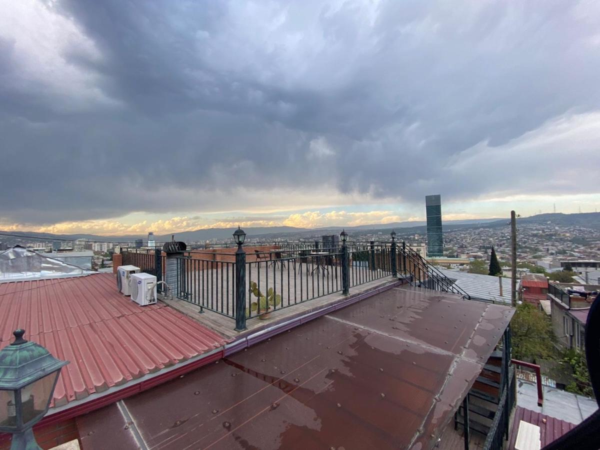 9 Borbalo Street Apartment With Terrace Tbilisi Buitenkant foto
