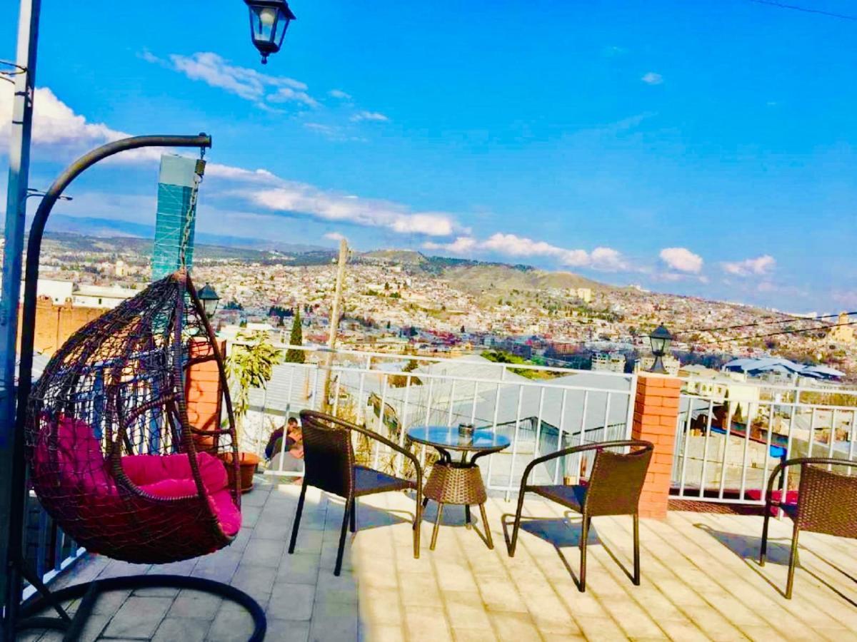 9 Borbalo Street Apartment With Terrace Tbilisi Buitenkant foto
